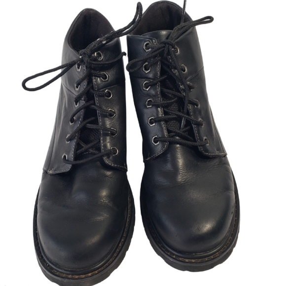 Timberland Shoes - Timberland Black Short Ankle Boots